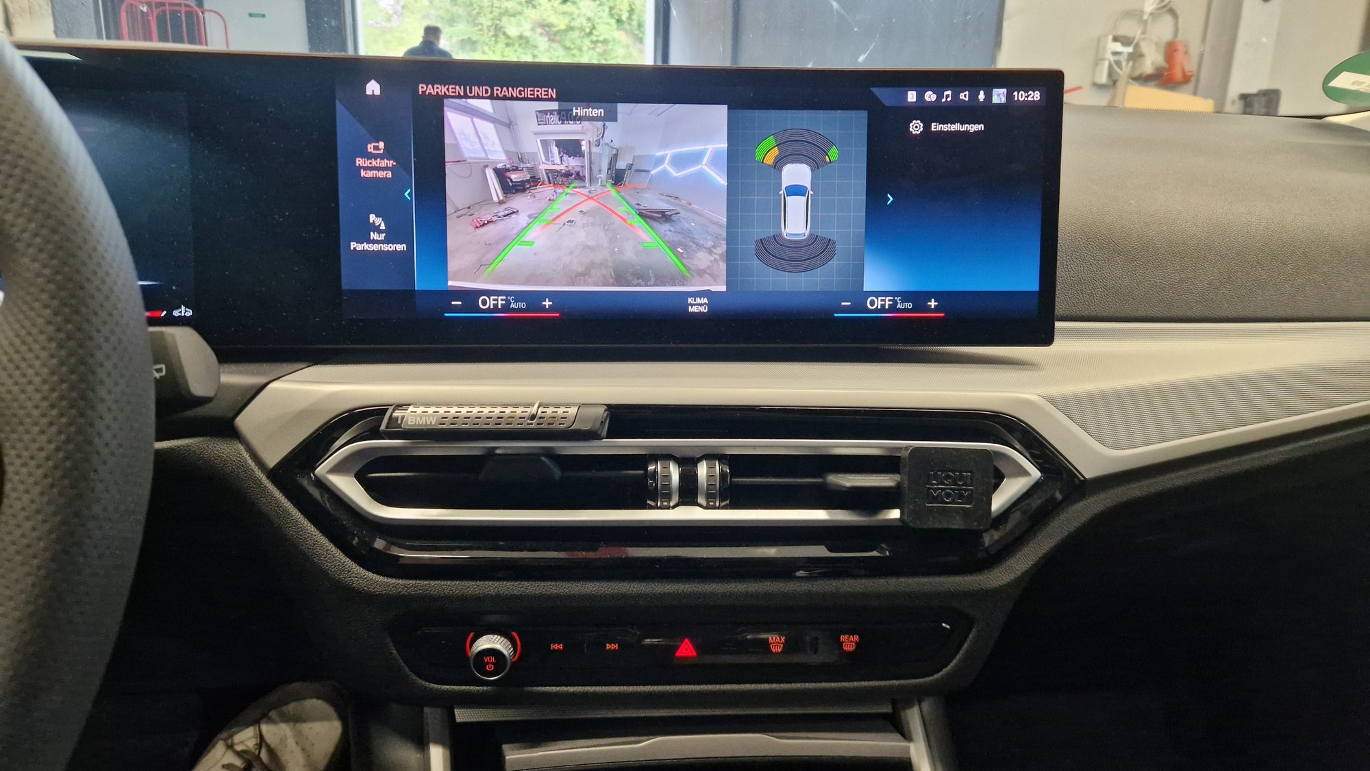 BMW Rückfahrkamera nachrüsten | OEM Integration & Einbau