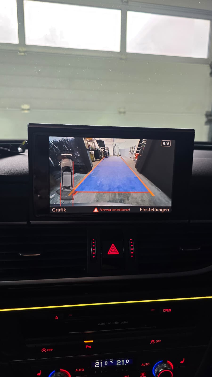 Originale Rückfahrkamera für Audi A6 4G C7 Facelift-Modelle inkl. Einbau (Nachrüstung)
