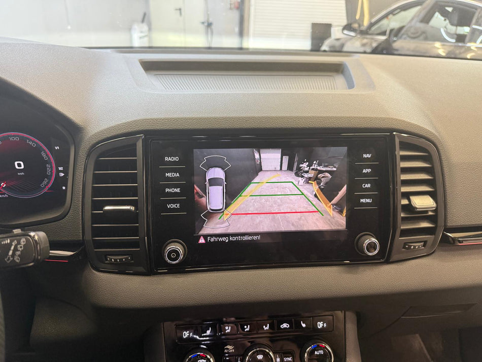 Originale Rückfahrkamera für Skoda Kamiq NW  inkl. Einbau (Nachrüstung)