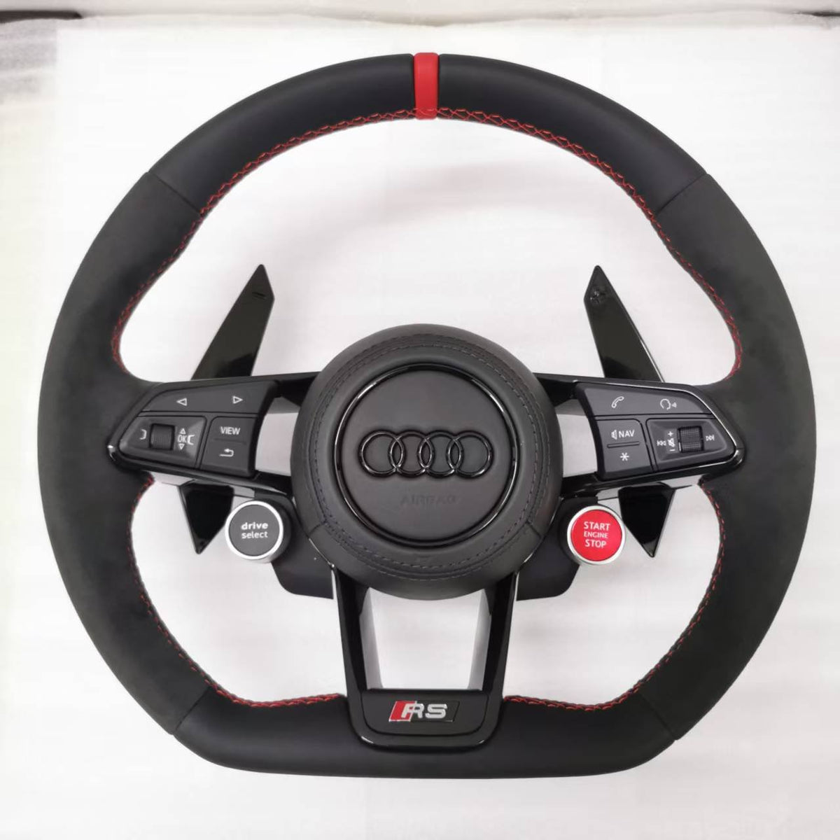 Sportlenkrad Audi im RS-Design – Leder mit Alcantara-Griffbereich und roter 12-Uhr-Markierung (Airbag nicht im Lieferumfang)