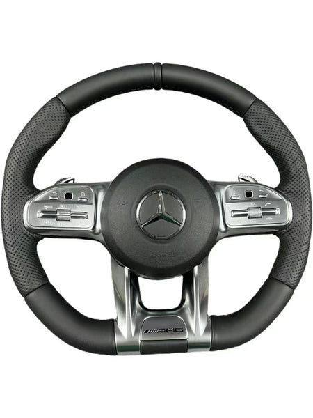 Sportlenkrad Mercedes-Benz im AMG-Design – perforiertes Leder mit silbernen Tastenblenden