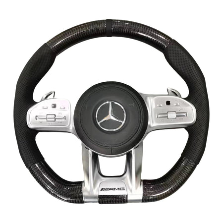 Mercedes-AMG Sportlenkrad mit Carbon, perforiertem Leder und silbernen Touch-Control-Tasten
